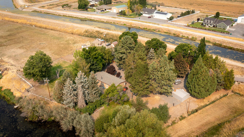 9332 Reeder Road Klamath Falls, OR 97603 - Photo 54 of 54 9332ReederRd-Bonnie-58