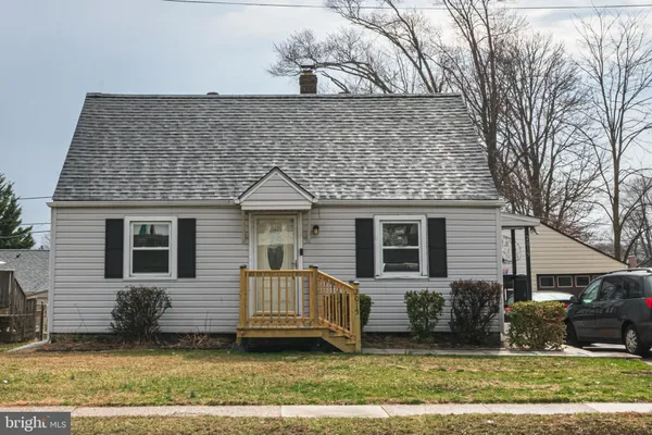 $369,900 | 2015 Dutton Mill Road, Aston, PA 19014