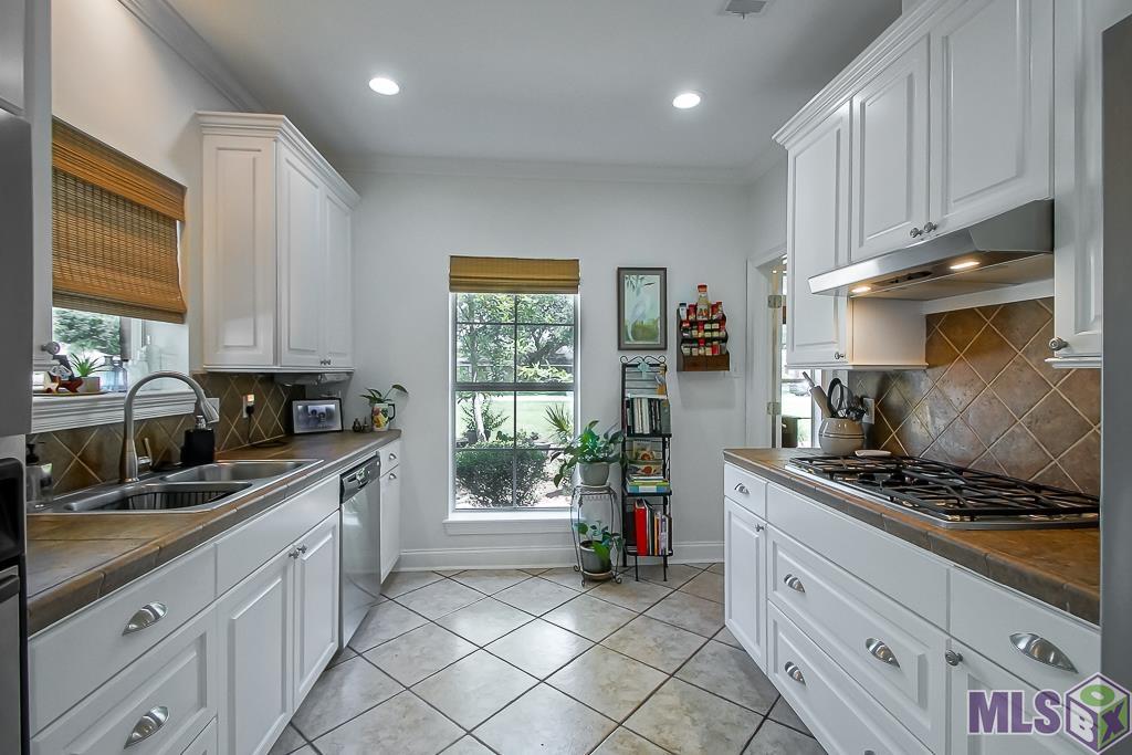 331 Pecan Avenue New Roads, LA 70760 - Photo 8 of 26 Kitchen View 3