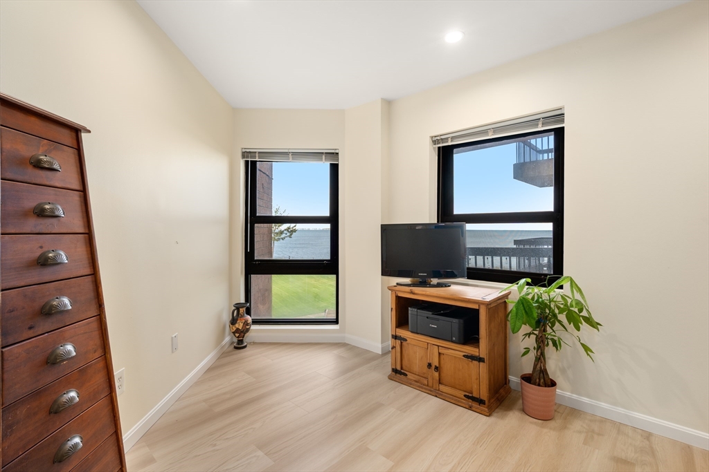 1 Seal Harbor Road, Unit 300 Winthrop, MA 02152 - Photo 14 of 39