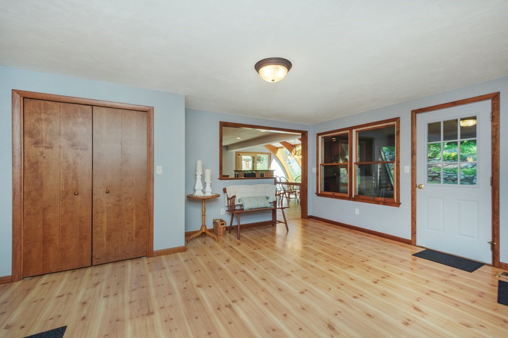 400 Long Hill Road Bolton, MA 01740 - Photo 5 of 29