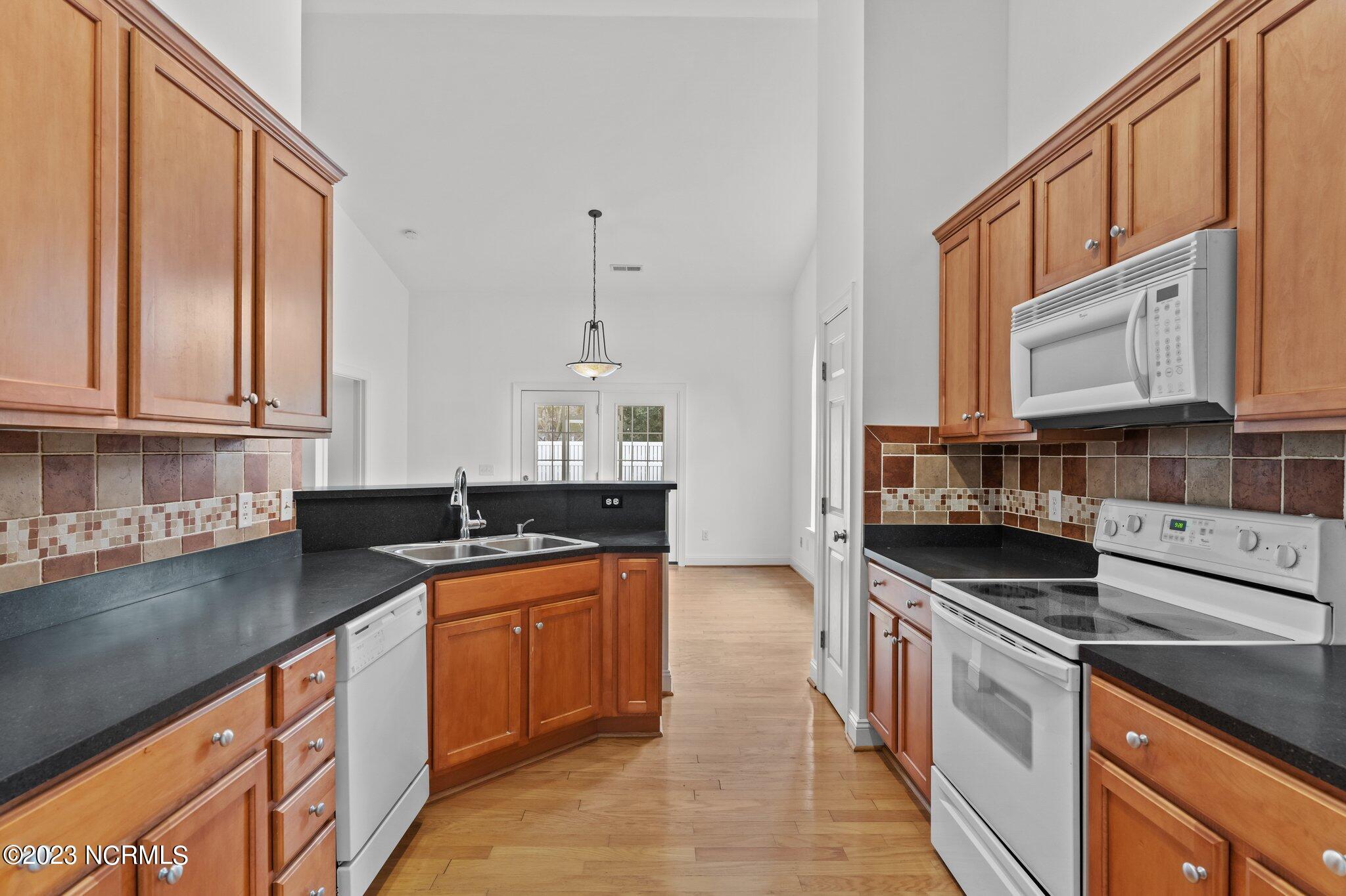 4113 Rounding Bend Lane Wilmington, NC 28412 - Photo 32 of 46 32