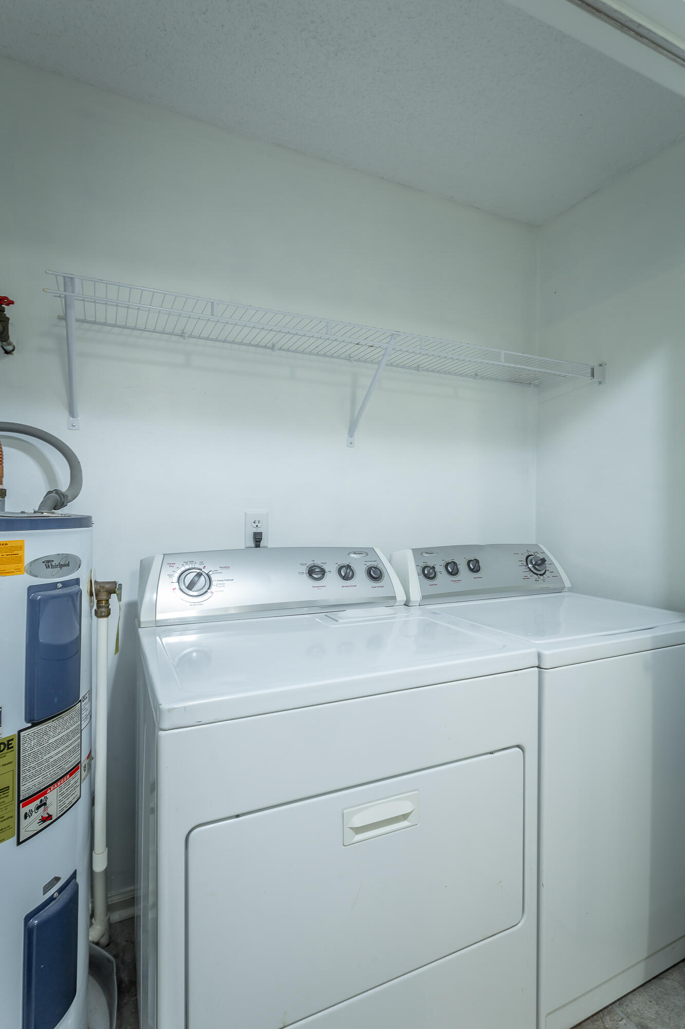 6656 Sandswitch Road Hixson, TN 37343 - Photo 14 of 35 Laundry Closet
