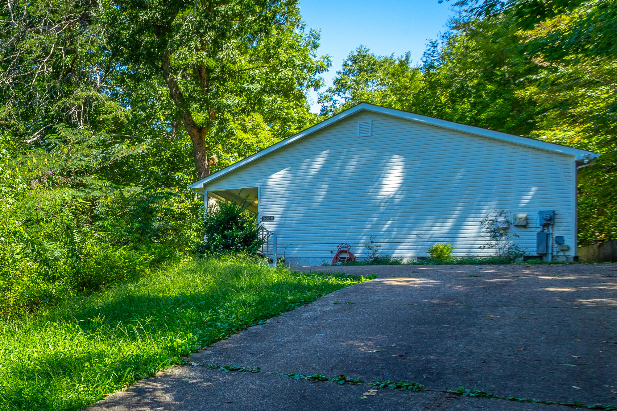 6656 Sandswitch Road Hixson, TN 37343 - Photo 34 of 35 Yard will be mowed