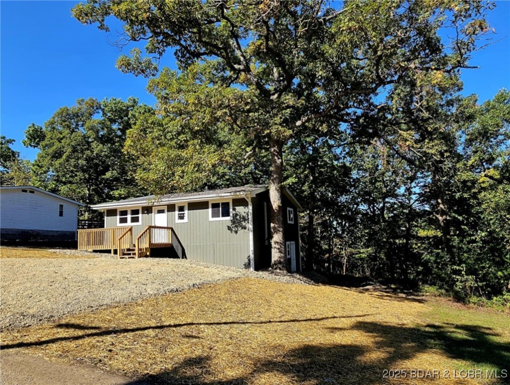 4861 University Lane Osage Beach, MO 65065 - Photo 23 of 31 Front Exterior