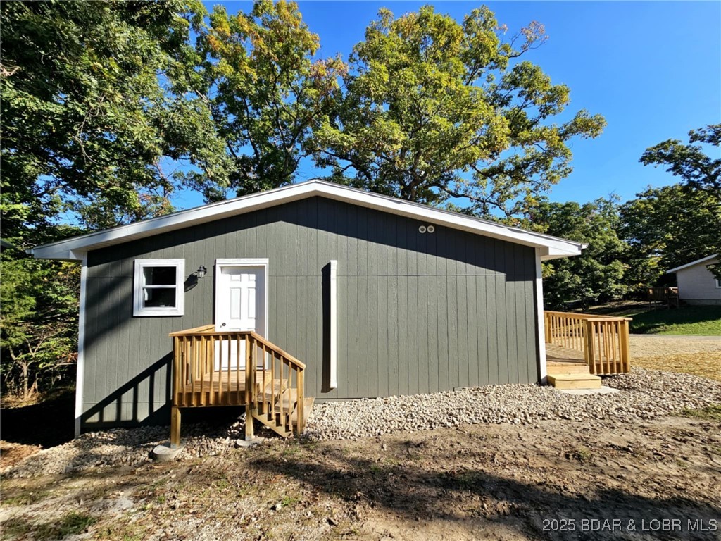 4861 University Lane Osage Beach, MO 65065 - Photo 25 of 31 Side Exterior