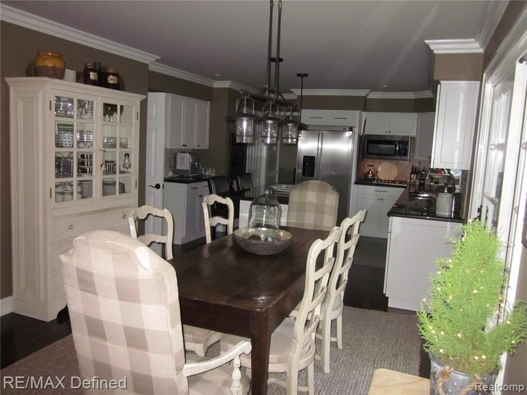 1126 Valley Stream Drive Rochester Hills, MI 48309 - Photo 12 of 37