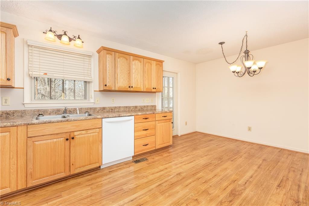 144 Newman Road Elkin, NC 28621 - Photo 11 of 21 Gallery Image 11