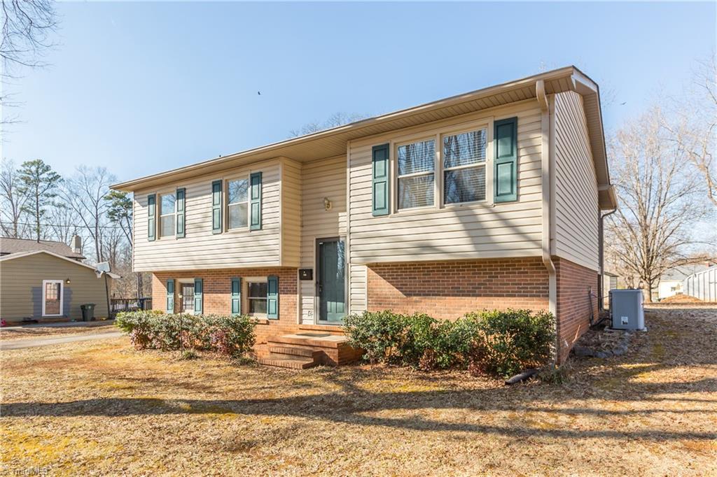 144 Newman Road Elkin, NC 28621 - Photo 3 of 21 Gallery Image 3