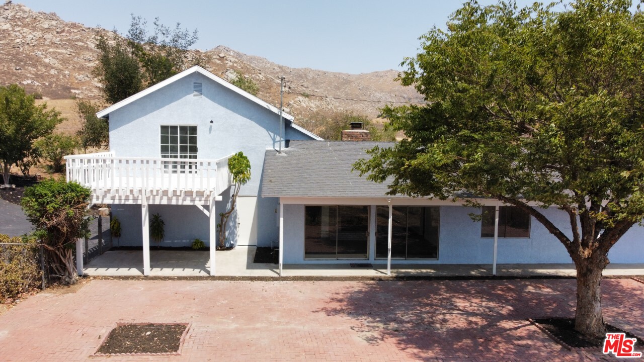 2569 Mt Vernon Avenue Riverside, CA 92507 - Photo 2 of 44 Gallery Image 2