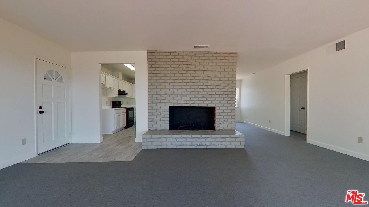 2569 Mt Vernon Avenue Riverside, CA 92507 - Photo 11 of 44 Gallery Image 11
