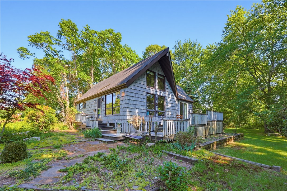 22A Bridgetown Road Narragansett, RI 02882 - Photo 4 of 36 Midcentury Cottage on over 33,000sq ft lot.