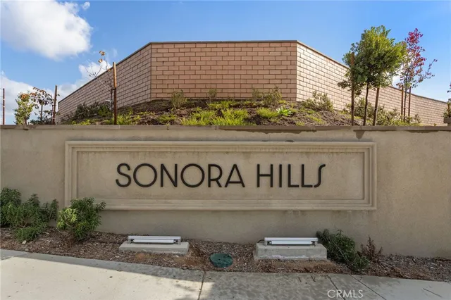 $1,439,990 | 2004 Saguaro Glen, Escondido, CA 92025