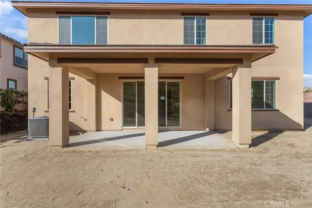 $1,439,990 | 2004 Saguaro Glen, Escondido, CA 92025