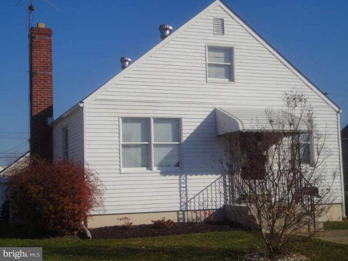 2613 Plainfield Road Baltimore, MD 21222 - Photo 1 of 25 Exterior (Front)
