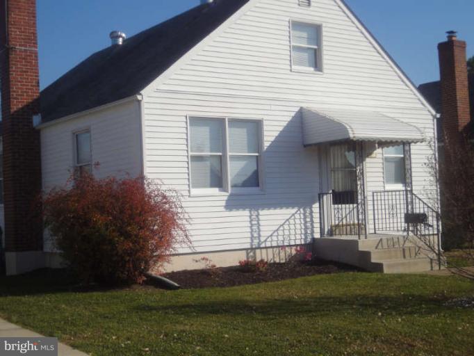 2613 Plainfield Road Baltimore, MD 21222 - Photo 2 of 25 Exterior (Front)