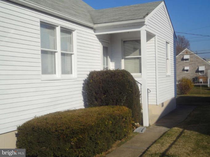 2613 Plainfield Road Baltimore, MD 21222 - Photo 4 of 25 Exterior (General)