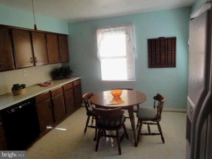 2613 Plainfield Road Baltimore, MD 21222 - Photo 9 of 25 Kitchen