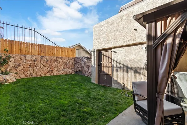 $320,000 | 428 West Avenue J5, Unit 21, Lancaster, CA 93534