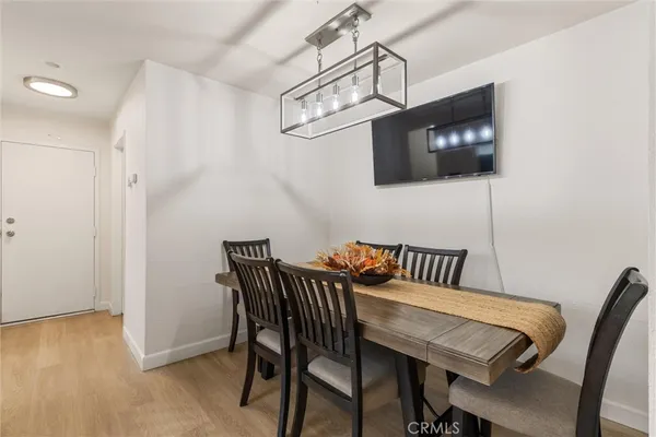 $320,000 | 428 West Avenue J5, Unit 21, Lancaster, CA 93534