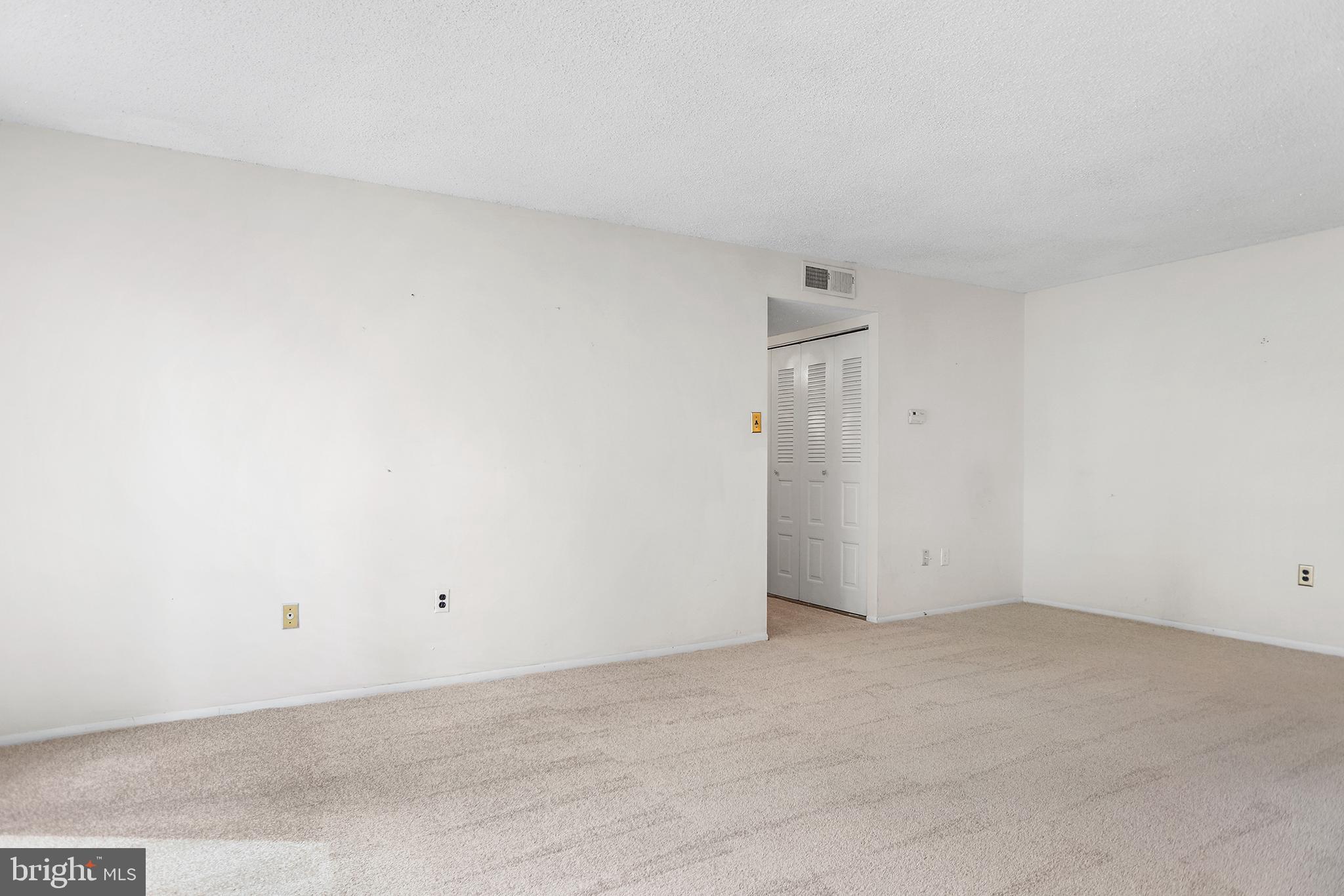 280 Bridgewater Road, Unit D4 Brookhaven, PA 19015 - Photo 5 of 15 a view of an empty room