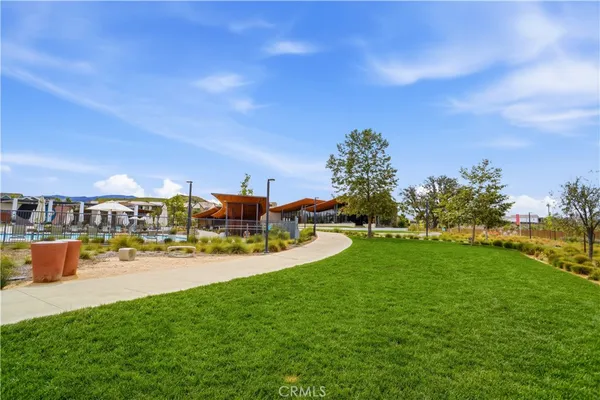 $575,000 | 27465 Chamise Place, Valencia, CA 91381