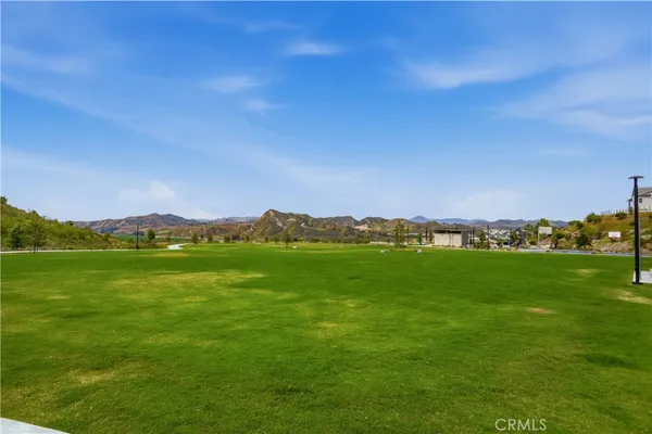 $575,000 | 27465 Chamise Place, Valencia, CA 91381