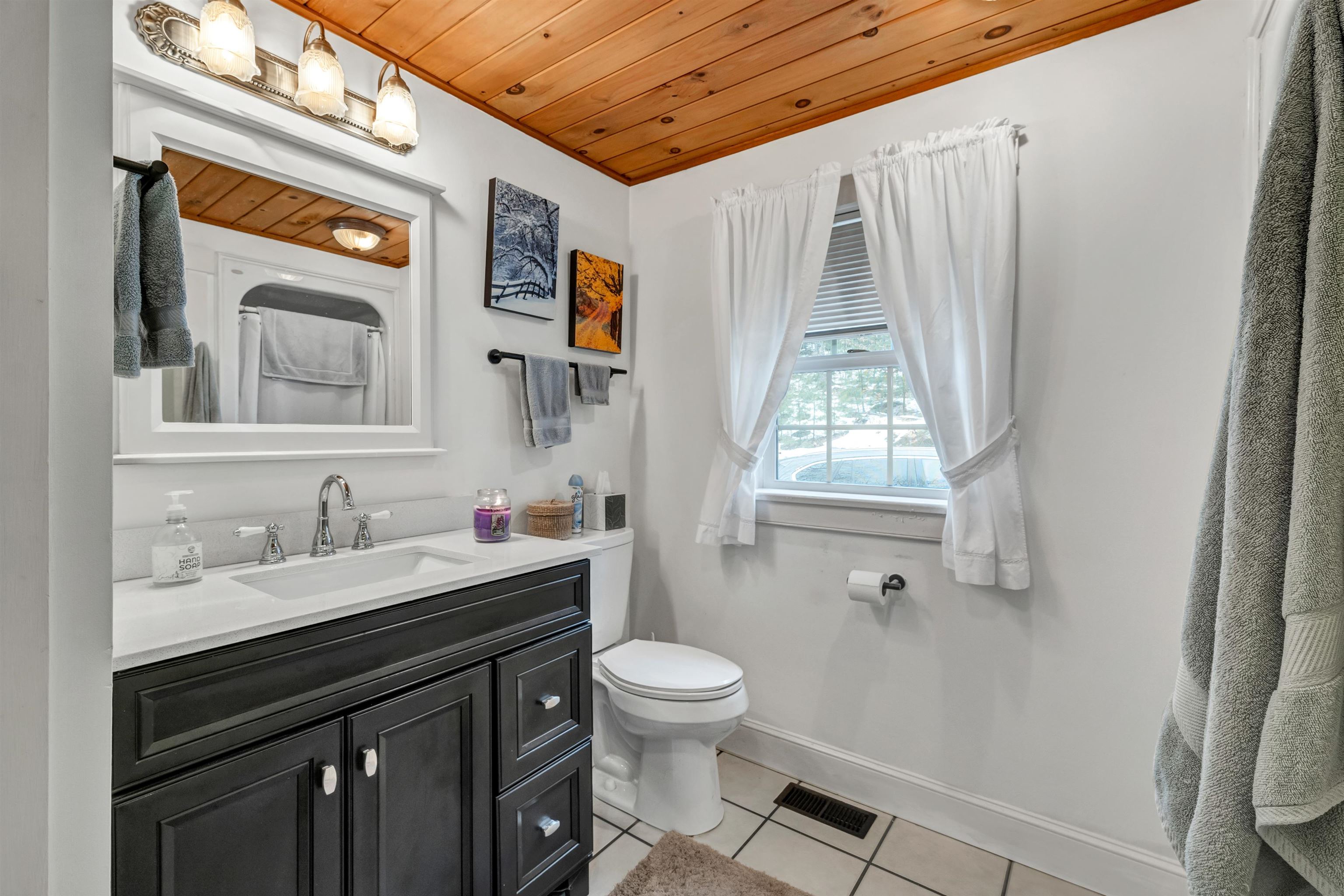 213 Cherry Hill Road Grafton, NH 03240 - Photo 15 of 40