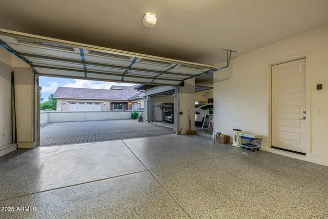 $2,500,000 | 2087 East Aris Drive, Gilbert, AZ 85298