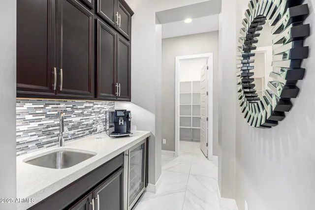 $2,500,000 | 2087 East Aris Drive, Gilbert, AZ 85298