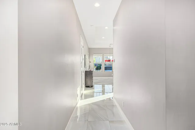 $2,500,000 | 2087 East Aris Drive, Gilbert, AZ 85298