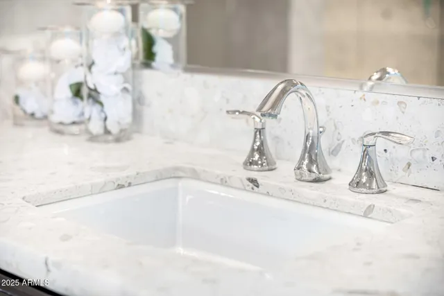 $2,500,000 | 2087 East Aris Drive, Gilbert, AZ 85298