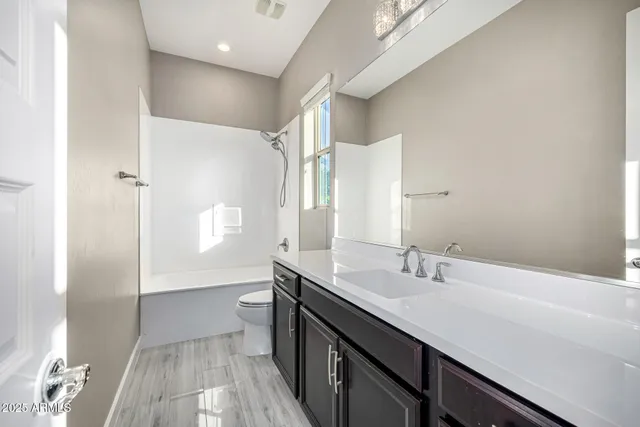 $2,500,000 | 2087 East Aris Drive, Gilbert, AZ 85298