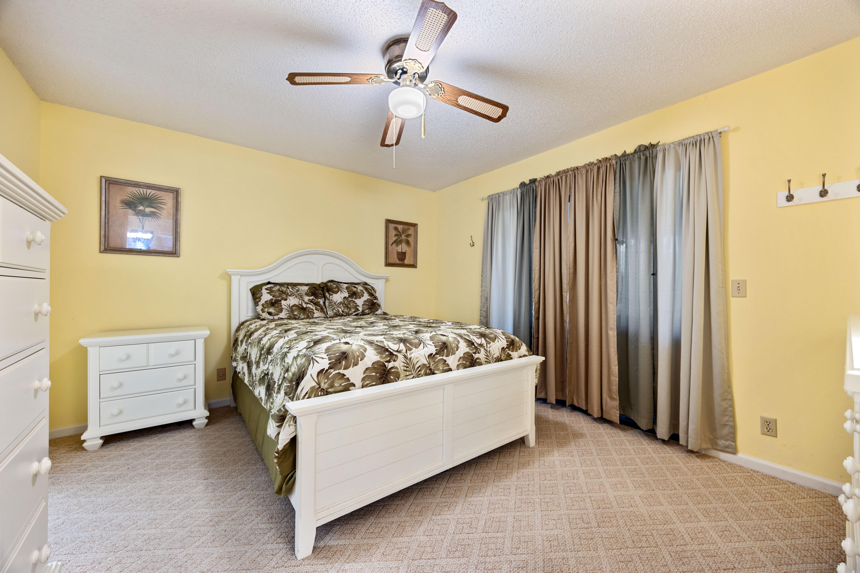 8 Ridge Pointe Drive, Unit D Boynton Beach, FL 33435 - Photo 12 of 30 Primary Bedroom