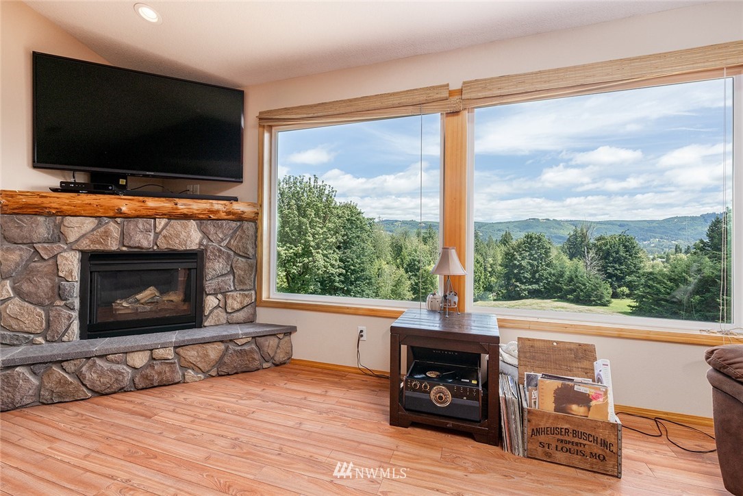 880 Sandy Bend Road Castle Rock, WA 98611 - Photo 11 of 37 Gallery Image 11