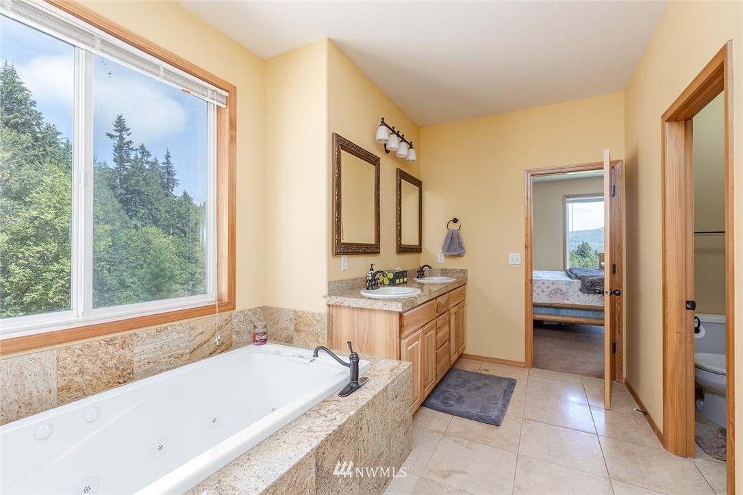880 Sandy Bend Road Castle Rock, WA 98611 - Photo 20 of 37 Gallery Image 20