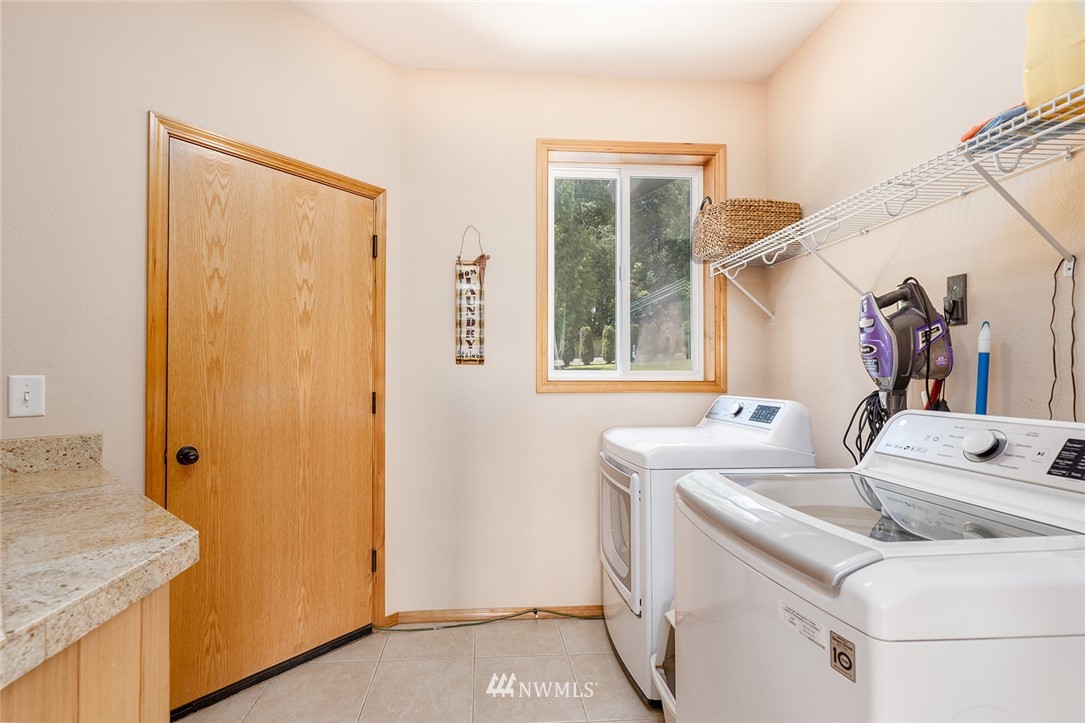 880 Sandy Bend Road Castle Rock, WA 98611 - Photo 21 of 37 Gallery Image 21