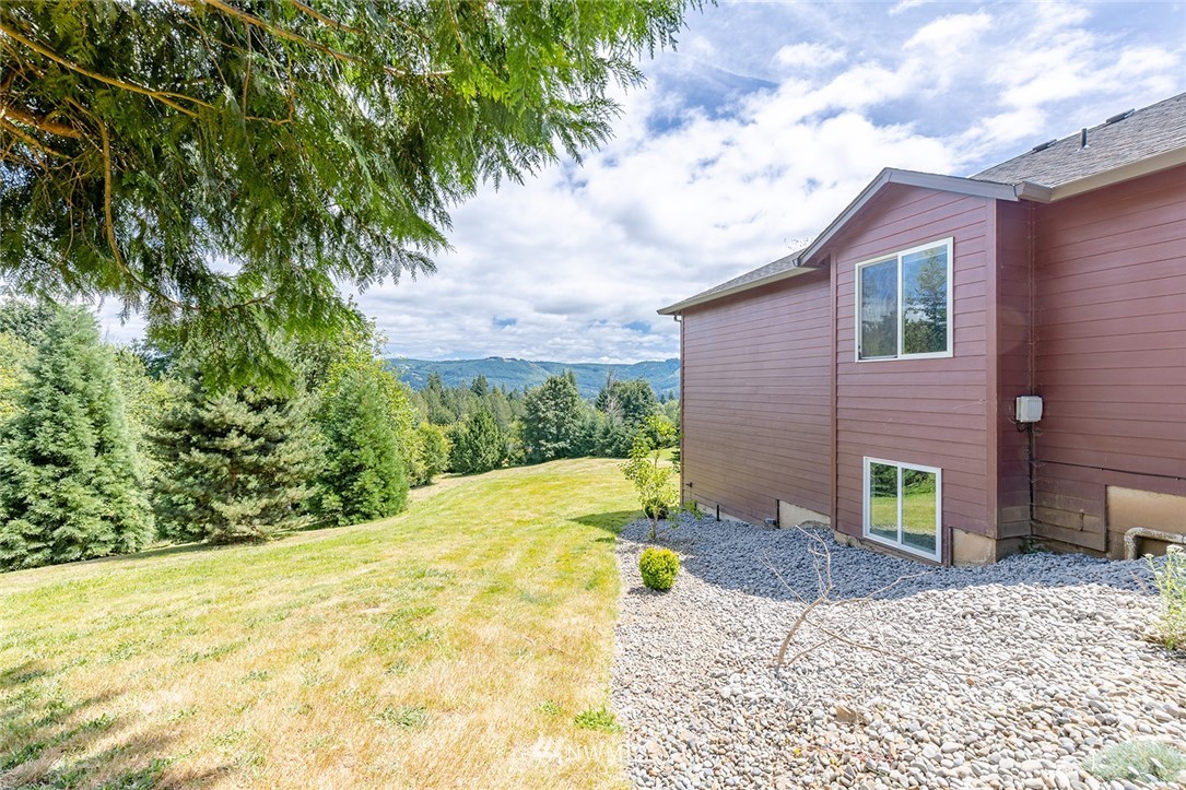 880 Sandy Bend Road Castle Rock, WA 98611 - Photo 31 of 37 Gallery Image 31