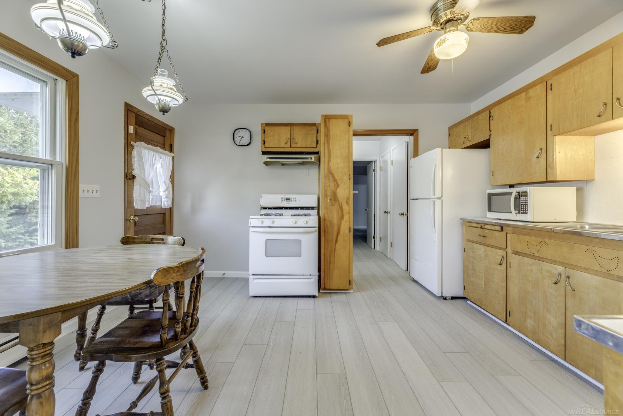 7261 Dogwood Road Lexington, MI 48450 - Photo 16 of 44