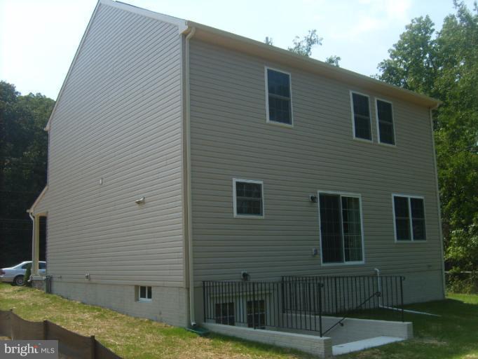 7720 North Point Road Edgemere, MD 21219 - Photo 7 of 22