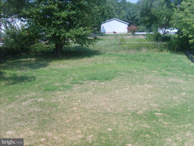 7720 North Point Road Edgemere, MD 21219 - Photo 10 of 22 a view of outdoor space and yard