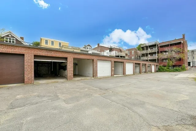 $169,000 | 404 R Huntington Avenue, Boston, MA 02115