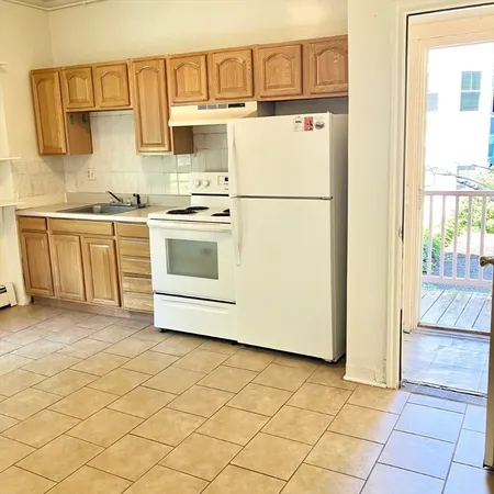 $3,200 | 17 Carmel Street, Unit 1, Boston, MA 02120