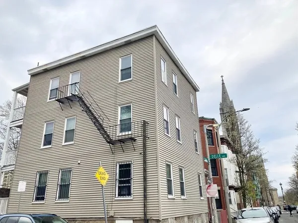$3,200 | 17 Carmel Street, Unit 1, Boston, MA 02120