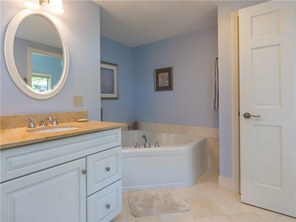 27 Reef Road Cape Elizabeth, ME 04107 - Photo 26 of 35 Photo