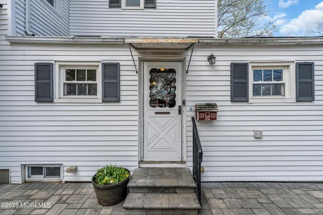 $1,299,000 | 627 Beers Street, Hazlet, NJ 07730