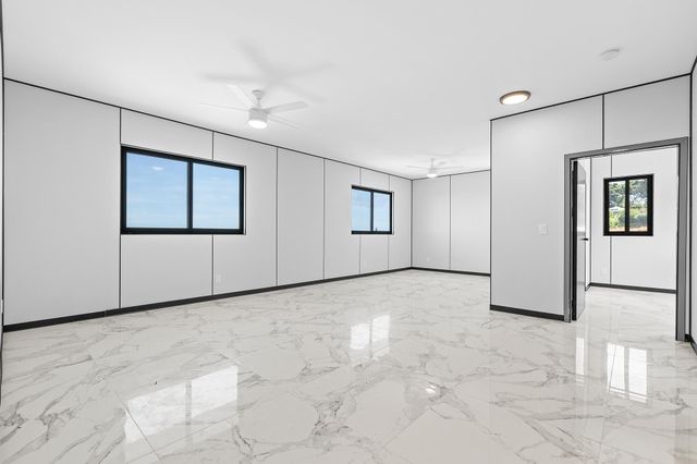 $3,599,000 | 73-4289 Iliili Street, Kailua-Kona, HI 96740