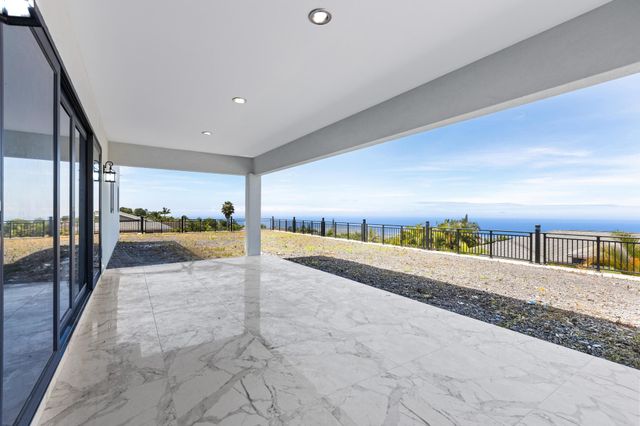 $3,599,000 | 73-4289 Iliili Street, Kailua-Kona, HI 96740