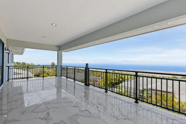 $3,599,000 | 73-4289 Iliili Street, Kailua-Kona, HI 96740