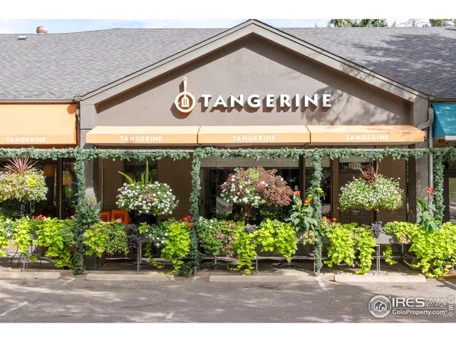 a close up of a street sign